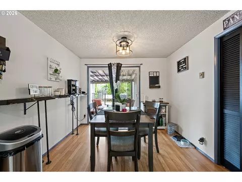 615 Kenmore St, Eugene, OR 97402 photo 9