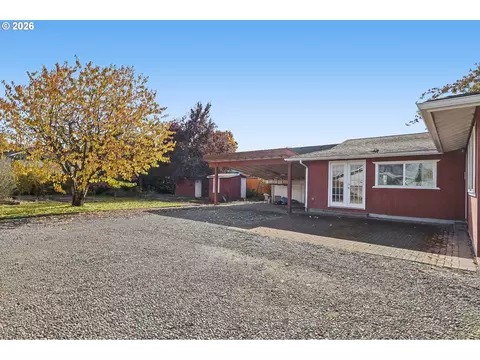Exterior - 787 N Terry St, Eugene, OR 97402 photo 5 of 7