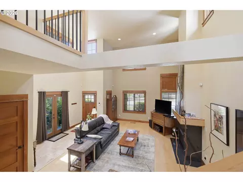 Other - 2909 Lord Byron Pl, Eugene, OR 97408 photo 3 of 6