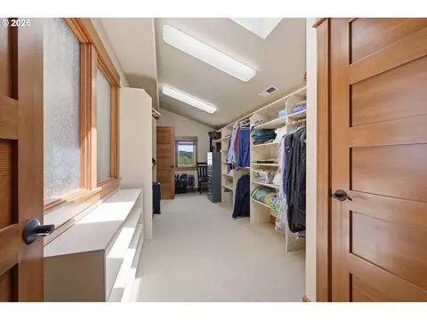 Other - 2909 Lord Byron Pl, Eugene, OR 97408 photo 5 of 6