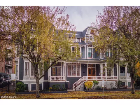 133 NW 18th Ave #1, Portland, OR 97209