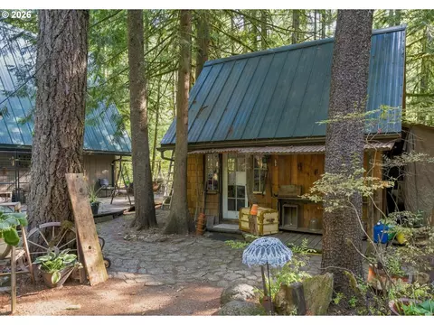 Exterior - 68750 E Barlow Trail Rd, Rhododendron, OR 97049 photo 4 of 4