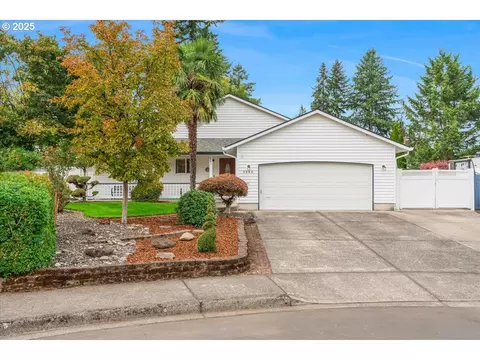 8008 NE 151st Ct, Vancouver, WA 98682