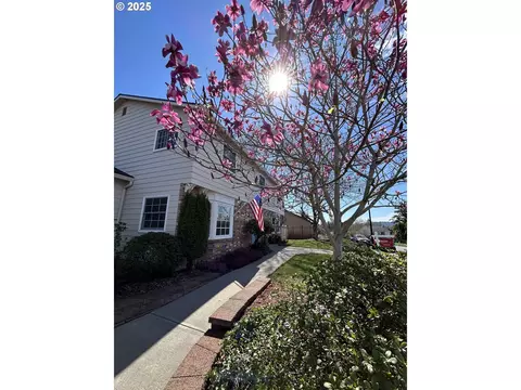 456 NE Paloma Ave, Gresham, OR 97030