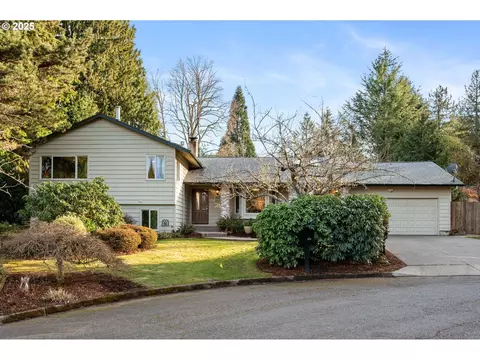 6020 SW Florida St, Portland, OR 97219