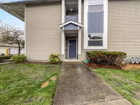 4606 W Powell Blvd #163, Gresham, OR 97030