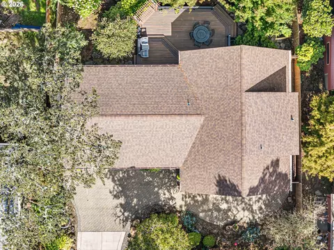 View/Area - 85 W 35th Pl, Eugene, OR 97405 photo 1 of 5