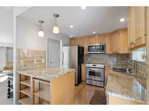 Kitchen - 85 W 35th Pl, Eugene, OR 97405 photo 1 of 3