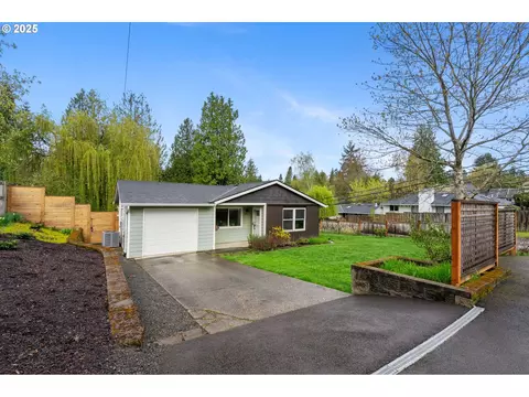 8807 SW 8th Ave, Portland, OR 97219