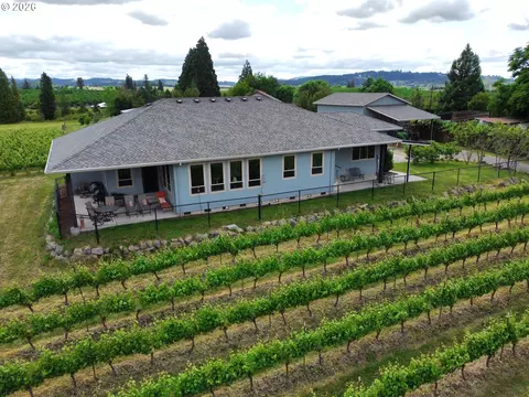 18700 NW Adcock Rd, Yamhill, OR 97148