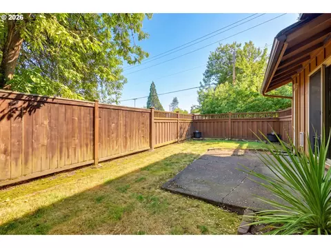 Exterior - 1369 City View St, Eugene, OR 97402 photo 9 of 9