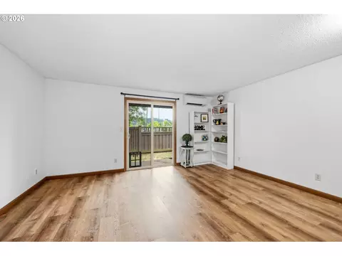 Living - 1369 City View St, Eugene, OR 97402 photo 1 of 3