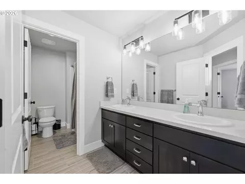 1582 Deschutes Ave, Eugene, OR 97408 photo 25