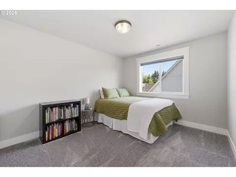 1582 Deschutes Ave, Eugene, OR 97408 photo 26