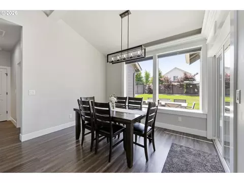 1582 Deschutes Ave, Eugene, OR 97408 photo 11