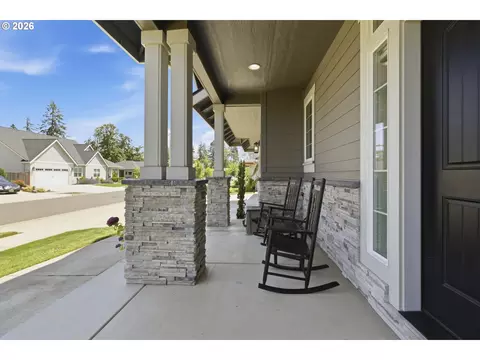 1582 Deschutes Ave, Eugene, OR 97408 photo 3