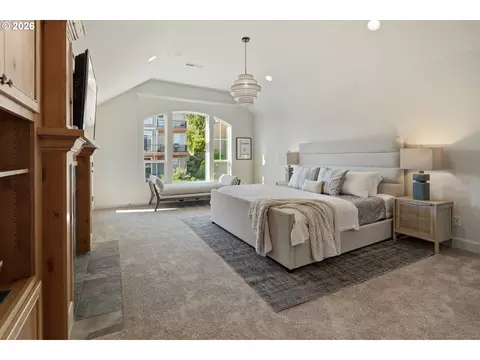 Bedroom - 4906 NW Highpoint Dr, Camas, WA 98607 photo 1 of 5