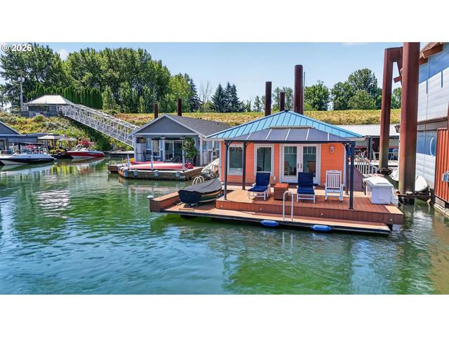 531 N Bridgeton Rd #2, Portland, OR 97217