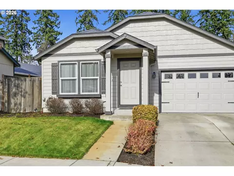 4942 Holly St, Springfield, OR 97478