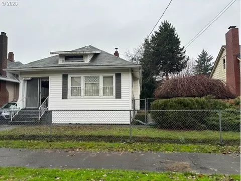 2027 N Webster St, Portland, OR 97217