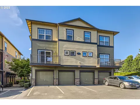11223 SE Causey Cir, Happy Valley, OR 97086