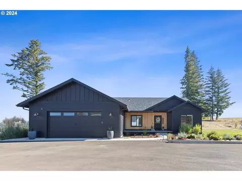 26140 S Valley View Dr, Estacada, OR 97023