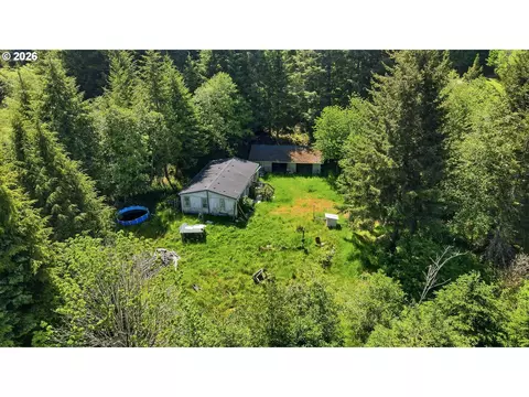 91788 Alderwood Ln, Coos Bay, OR 97420
