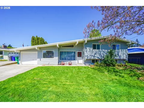 13639 SE Clay St, Portland, OR 97233