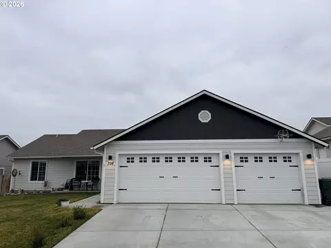 398 Sparrow Ave, Umatilla, OR 97882
