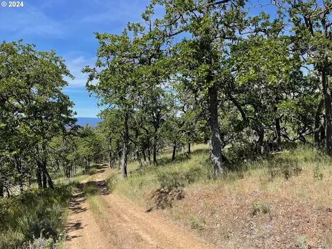 30 Columbia Hills Ln, Goldendale, WA 98620