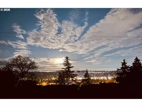 View/Area - 2860 Baker Blvd, Eugene, OR 97403 photo 1 of 3