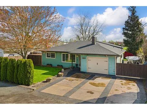 3709 Spicer Dr, Albany, OR 97322