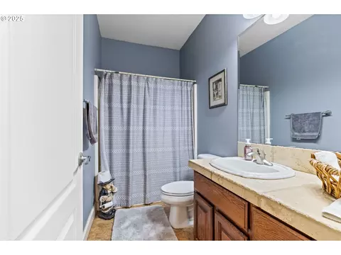 Bath - 3412 NW 1st St, Gresham, OR 97030 photo 1 of 5
