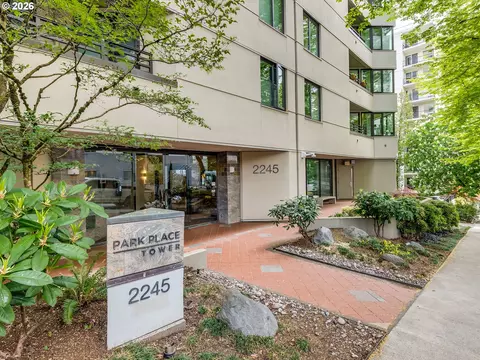 2245 SW Park Pl #6A, Portland, OR 97205
