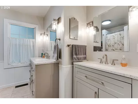 Bath - 374 E Main St, Lowell, OR 97452 photo 3 of 3