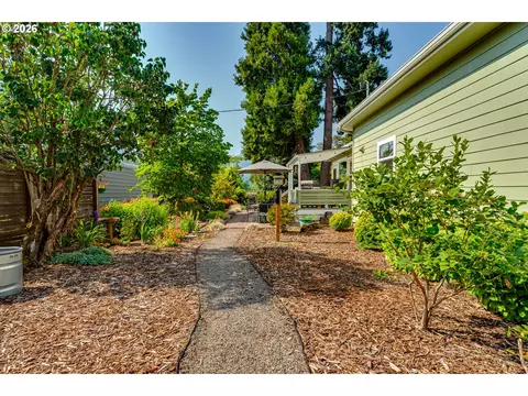 Exterior - 374 E Main St, Lowell, OR 97452 photo 5 of 16