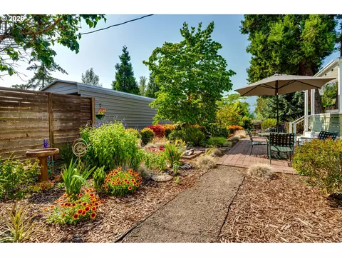 Exterior - 374 E Main St, Lowell, OR 97452 photo 6 of 16