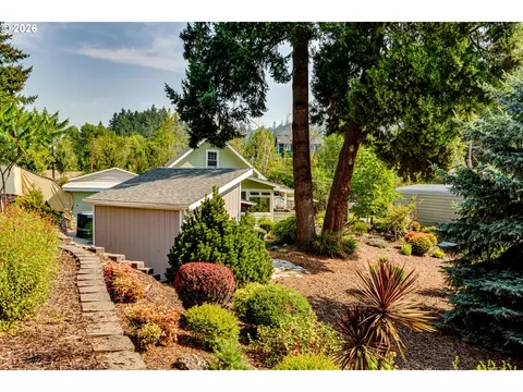 Exterior - 374 E Main St, Lowell, OR 97452 photo 14 of 16