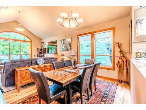 703 SE Anderson Ln, Gresham, OR 97080 photo 16