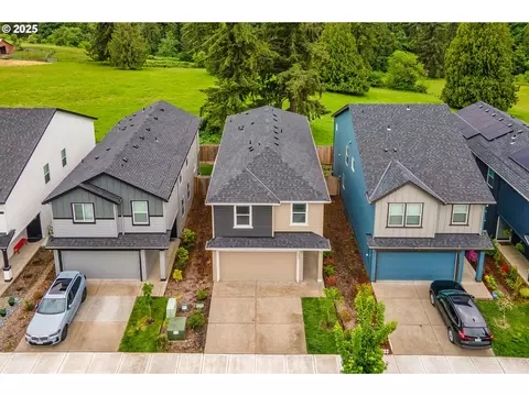 235 N 28th Pl, Ridgefield, WA 98642