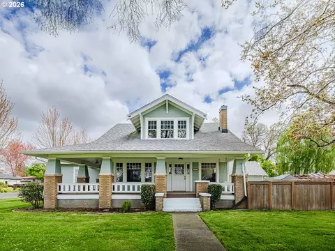 395 N Sheridan St, Mount Angel, OR 97362