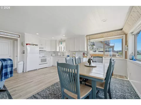 Kitchen - 1625 Rosenberg Loop, Oceanside, OR 97134 photo 1 of 4