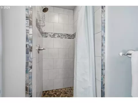 Bath - 1625 Rosenberg Loop, Oceanside, OR 97134 photo 2 of 4