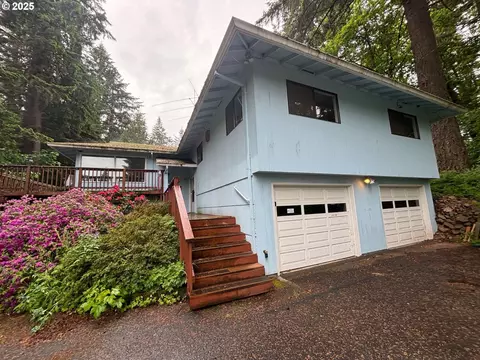 17373 SE Forest Hill Dr, Damascus, OR 97089