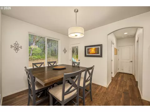 Dining - 22447 Noti Loop, Noti, OR 97461 photo 1 of 2