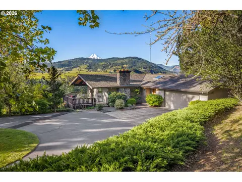 2250 Riverdale Rd, Hood River, OR 97031