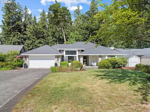 1731 NW Doral St, Mcminnville, OR 97128