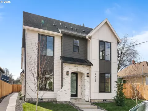 1656 SE Umatilla St #1, Portland, OR 97202