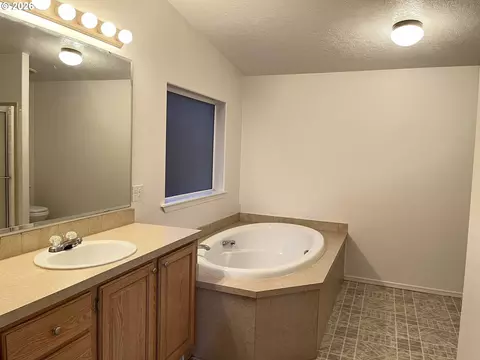 11211 Highway 36, Mapleton, OR 97453 photo 29