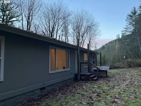 11211 Highway 36, Mapleton, OR 97453 photo 9